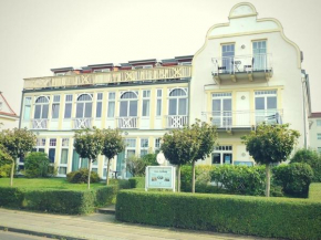 FeWo Beach Loft - mit großem Wintergarten, nur 300m vom Ostseestrand in Kühlungsborn